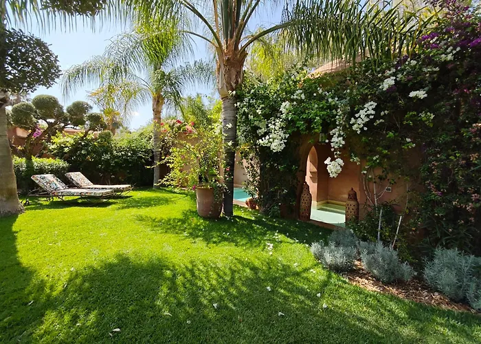 Marrakech, Villa 7 Harmonia, Pour 6 Personnes Avec Piscine Privee